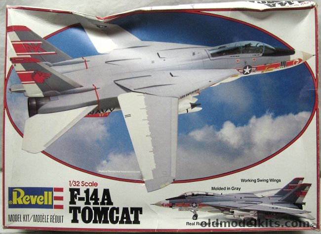 Revell 1/32 Grumman F-14A Tomcat - VF-1 'Wolfpack' USS Enterprise, 4712 plastic model kit